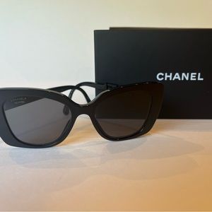 Authentic Chanel Sunglasses CH5422B Polarized